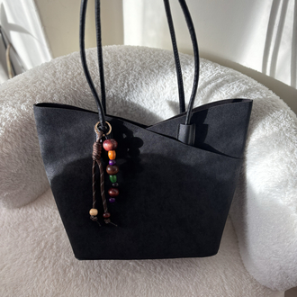 Charm Detaylı Süet Omuz Çantası