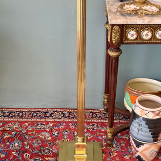 AYKIRI ŞAPKA TİFFANY LAMBADER