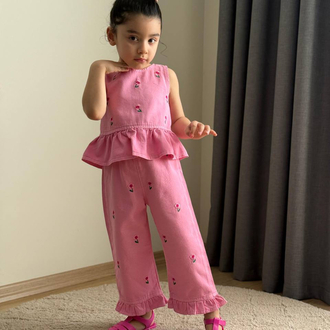Kot 2li pembe kız takım