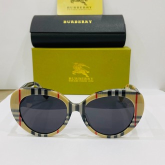BURBERRY DESENLİ ÇERÇEVE SİYAH ŞEFFAF CAM