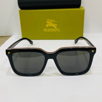 BURBERRY SİYAH ÇERÇEVE SİYAH ŞEFFAF CAM