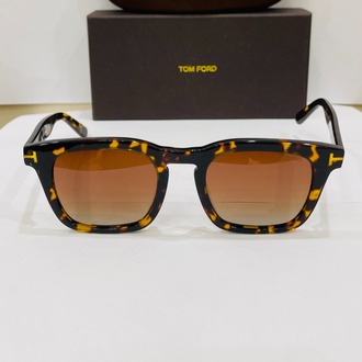 TOM FORD SİYAH ÇERÇEVE KAHVE ŞEFFAF CAM
