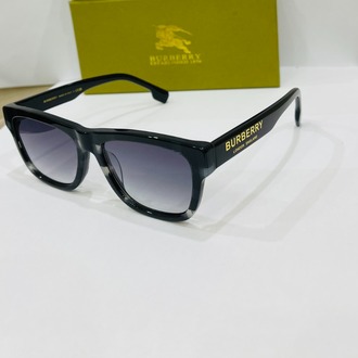 BURBERRY SİYAH ÇERÇEVE SİYAH ŞEFFAF CAM