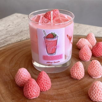 Çilekli Milkshake Mum