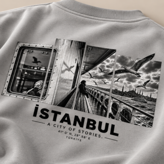 İSTANBUL — Premium Oversize Sweatshirt