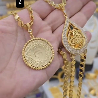 Beşi Bir Yerde Tuğra Kolye 