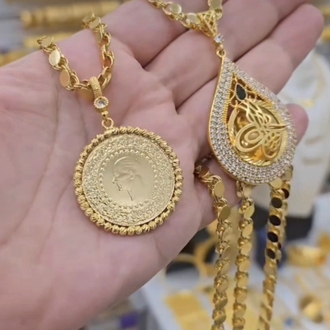 Beşi Bir Yerde Tuğra Kolye 