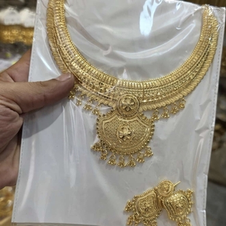 Hint Kolye Set
