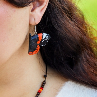 Atalanta Kelebeği KÜPE (Vanessa atalanta)