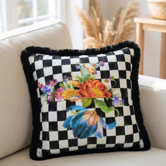 Siyah Püsküllü, Çiçekli Dama Desen 43x43 cm Kare Kırlent Kılıfı