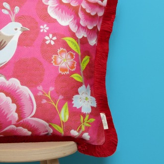 Kırmızı Püsküllü, Pink Bird Theme Desen 43x43cm Kare Kırlent Kılıfı
