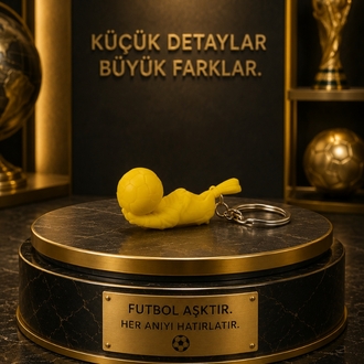 altın krampon anahtarlık