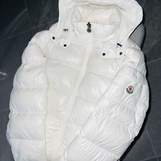 【moncler】 HIVA ホワイト Moncler Beyaz mont | arowwear22