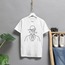 Rene Magritte Melon Şapkalı Adam Tshirt