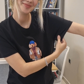 ikonik şapka bym tişört