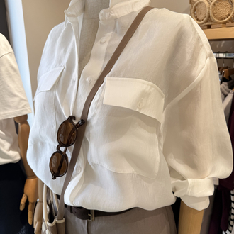 İnce Beyaz Gömlek
