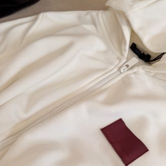 Arkası Yazılı Ekru Kapşonlu Sweatshirt