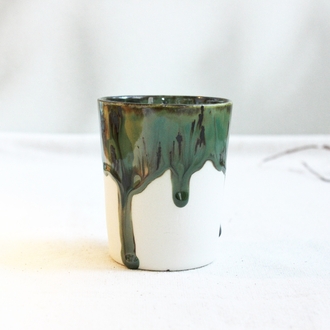 El yapımı stoneware kupa