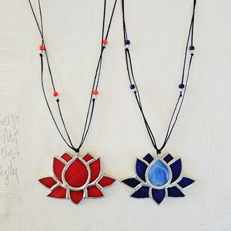 Lacivert Mavili Lotus Kolye