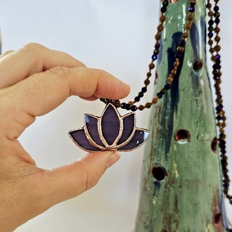 Doğal Taş Zincirli Lotus Kolye