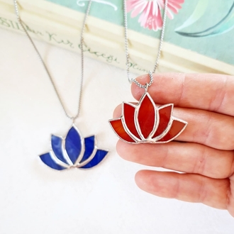 Turuncu Lotus Kolye