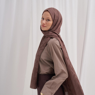 Yazı Desen Jakar İtalyan İpekli Şal - Soft Brown 