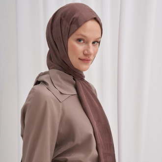 Yazı Desen Jakar İtalyan İpekli Şal - Soft Brown 