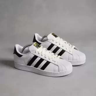 SUPERSTAR