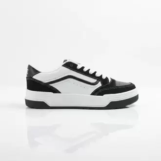 VANS HYLANE