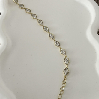 Baklava model Zirkon taşlı bileklik