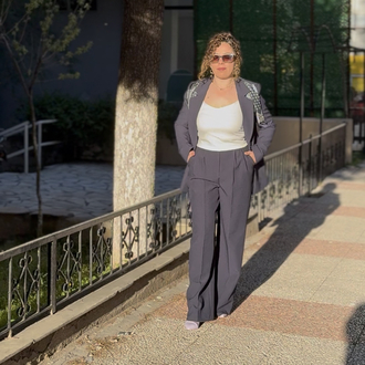 Fularlı klasik takım lacivert