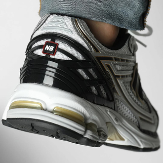 New Balance 1906R