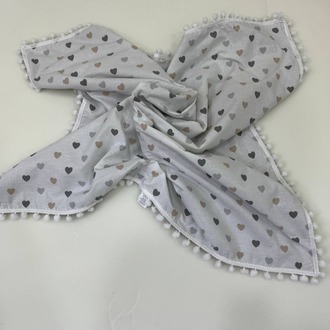 Kahverengi Kalp Desenli Poplin Kumaş Çok Amaçlı Bebek Battaniyesi
