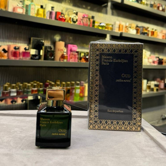 Oud satin wood