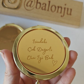 Metal Ayna