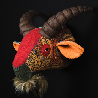 Patchwork, Nakışlı Teke Duvar Büstü