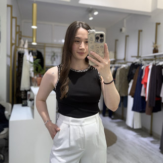 Yaka taşlı body