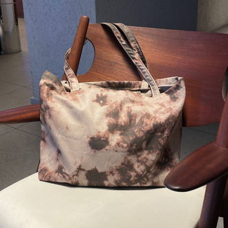 Colored shopper bag