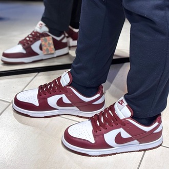 Nike Dunk Low-Bordo