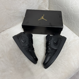 Air Jordan 1 Low Full Black