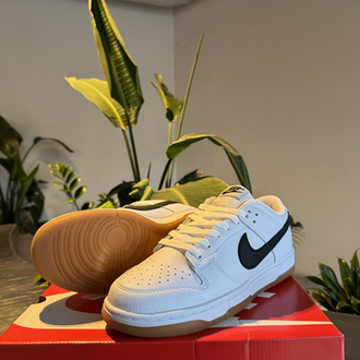 Dunk Low White Gum