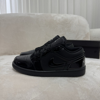 Air Jordan 1 Low Full Black