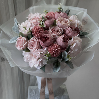 Becalla Pink Bqt.