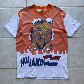90’s Holland AOP Tee Large