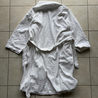 Alfred Hitchcock Psycho Bates Motel Robe