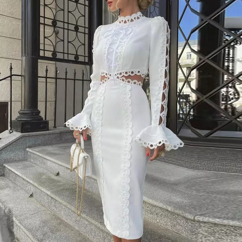 Beyaz Güpür Cut-Out Detaylı Midi Elbise Ürün Kodu A1261