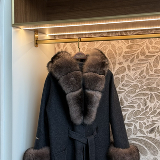 Andrea Fox Fur Caban Noir 