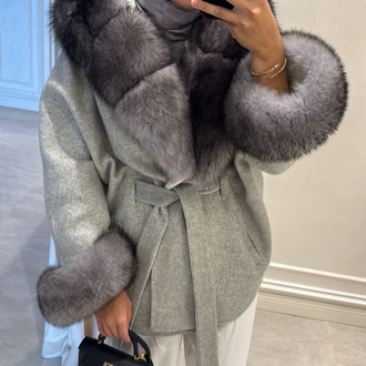 Andrea Fox Fur Caban Gris