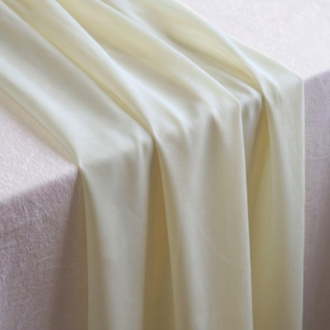 Pastel Sarı Şifon Runner - Bahar Konseptli Sofralar & Modern Davetler İçin Masa Örtüsü