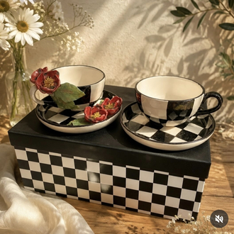 Çiçekli ekose fincan set